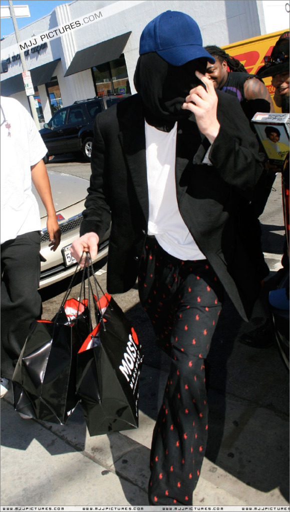 Michael Shopping in L.A 018-12