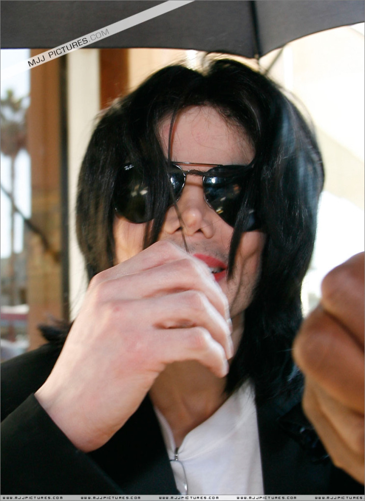 Michael - Michael Shopping In Beverly Hills 022-11