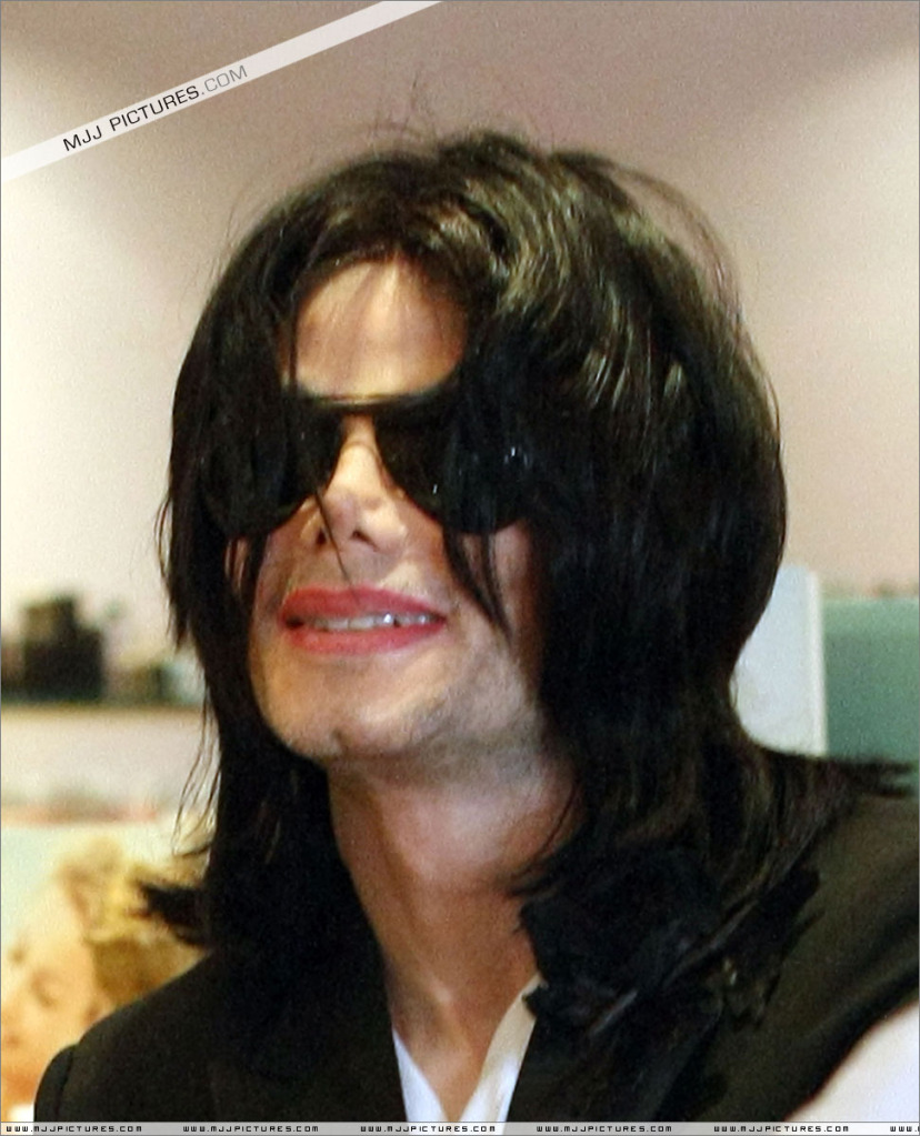 Michael Shopping In Beverly Hills 035-6