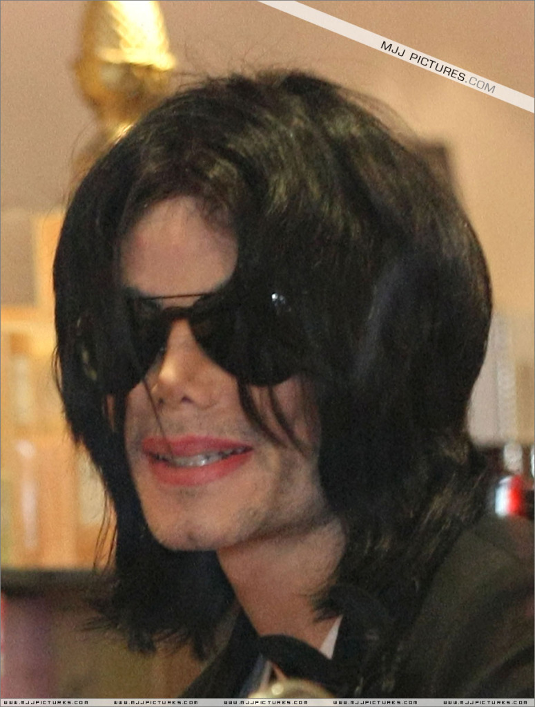 Michael - Michael Shopping In Beverly Hills 040-5