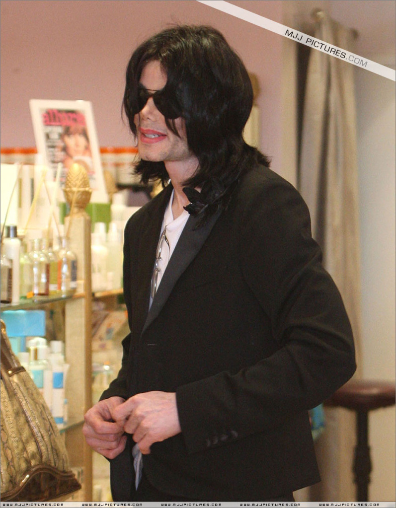 Michael - Michael Shopping In Beverly Hills 041-5