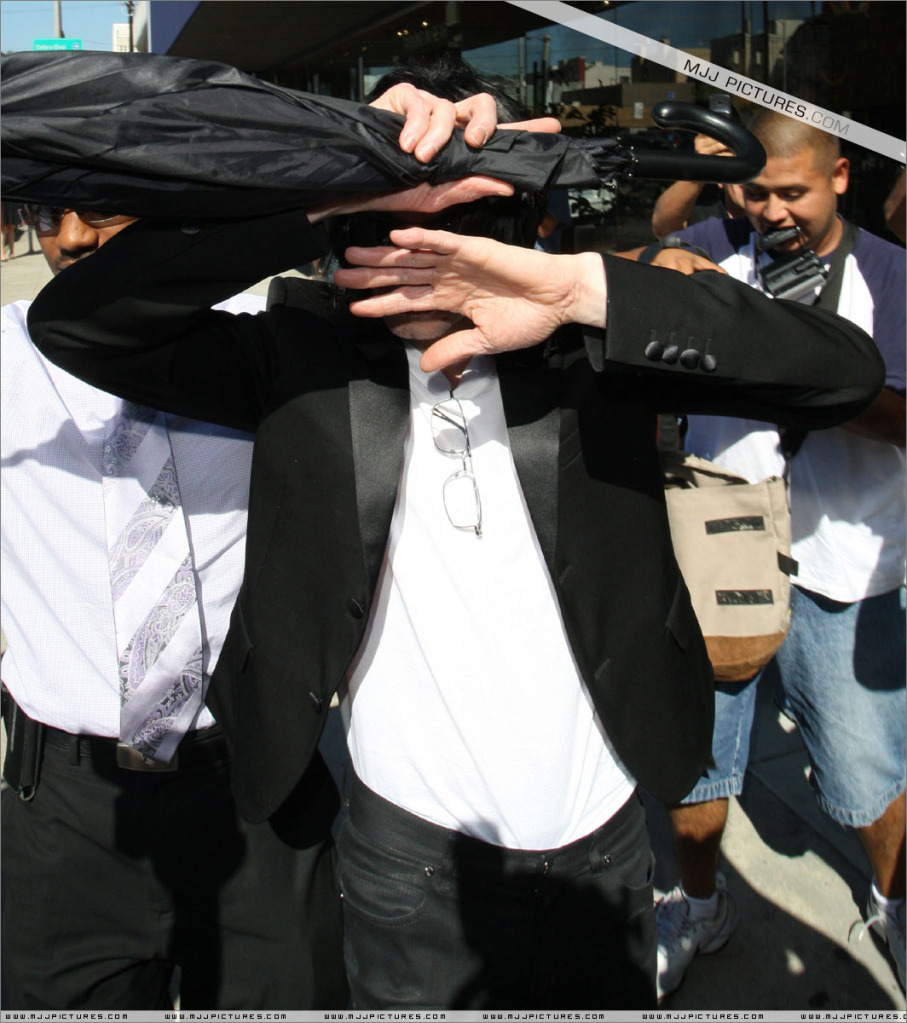 Michael - Michael Shopping In Beverly Hills 044-2