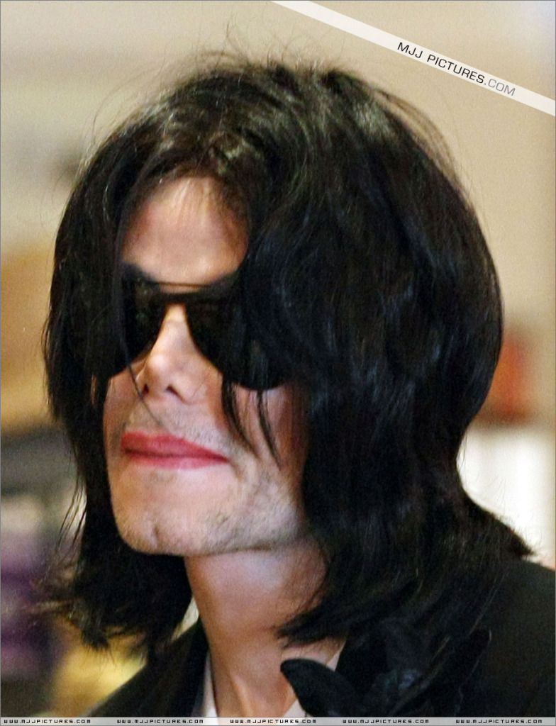 Michael - Michael Shopping In Beverly Hills 044-4