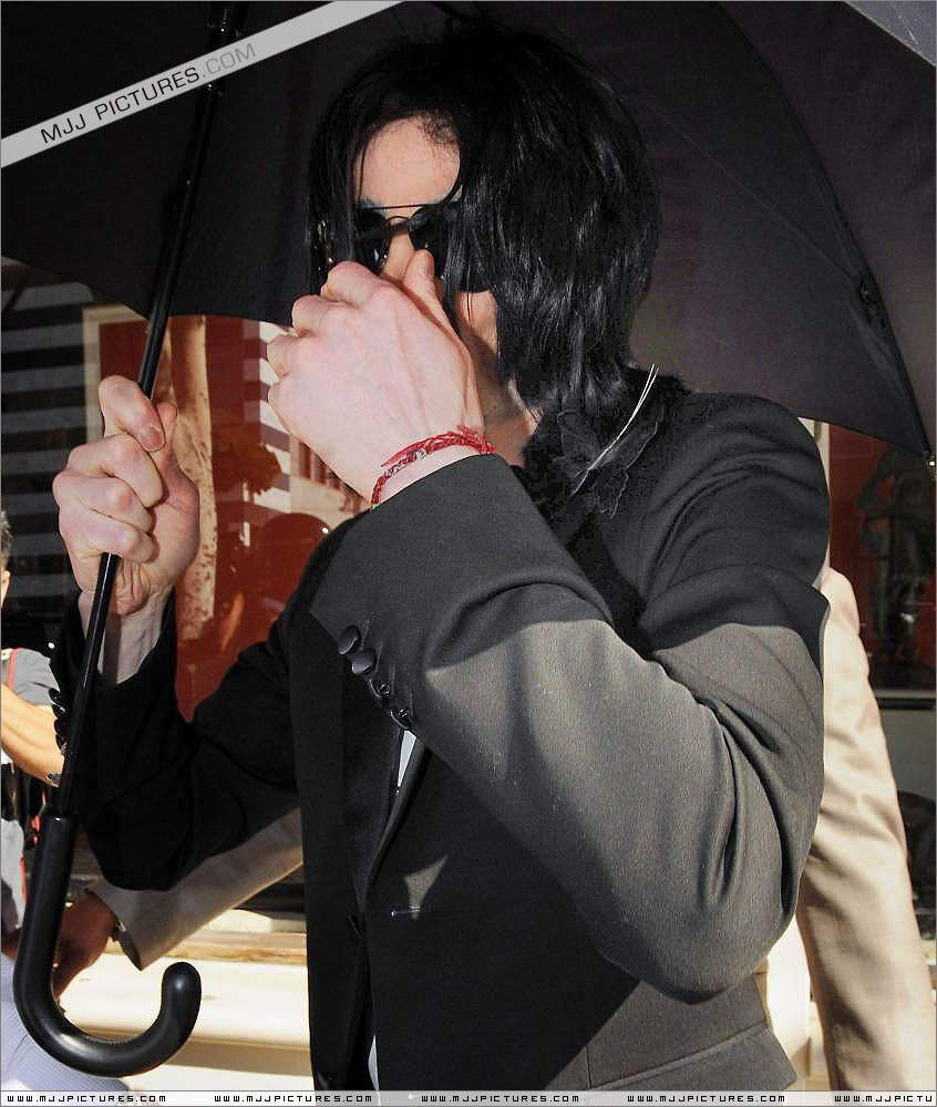 Michael Shopping In Beverly Hills 058