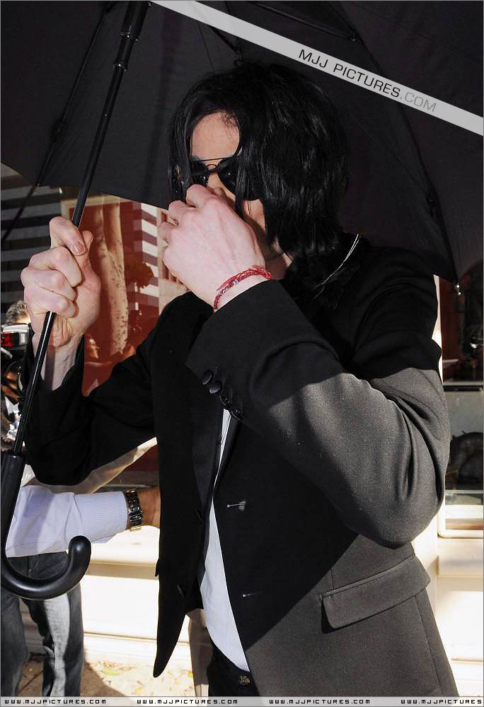 Michael - Michael Shopping In Beverly Hills 059