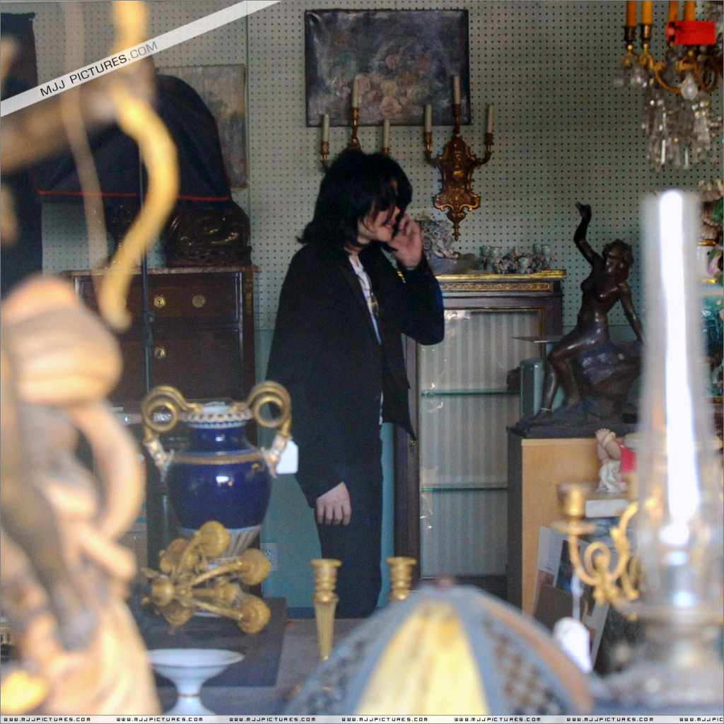 Michael Shopping In Beverly Hills 076
