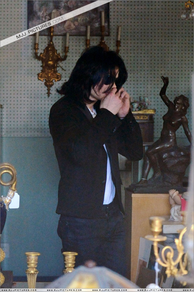 Michael - Michael Shopping In Beverly Hills 077