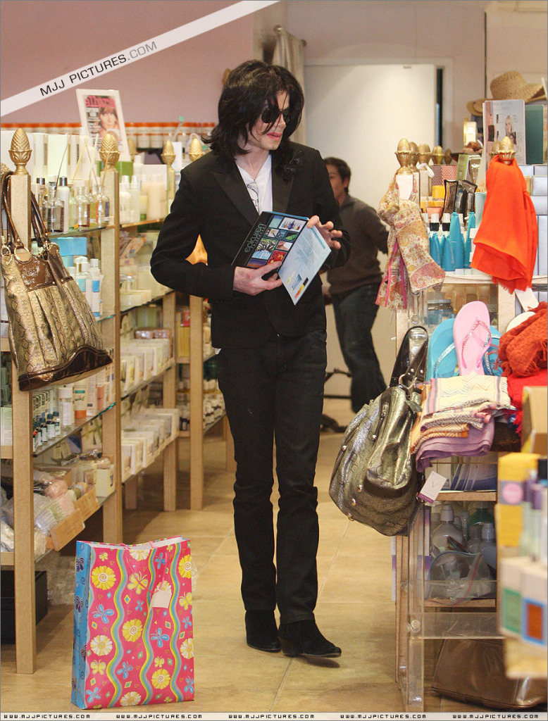 Michael - Michael Shopping In Beverly Hills - Page 2 078-1