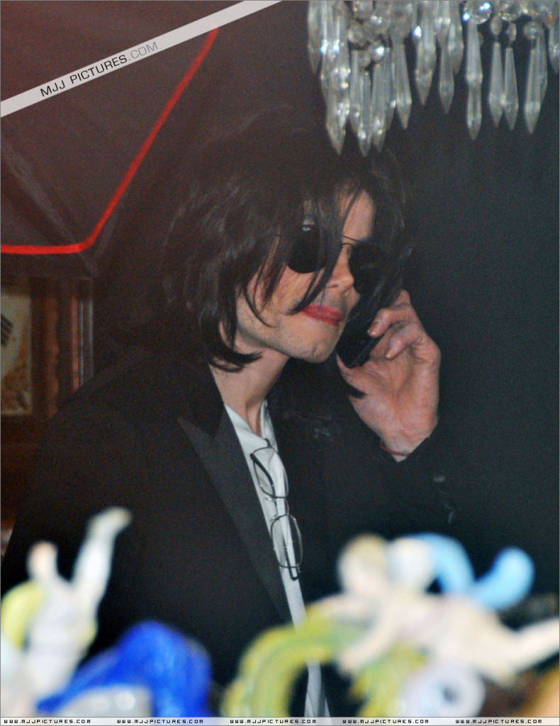 Michael Shopping In Beverly Hills 084