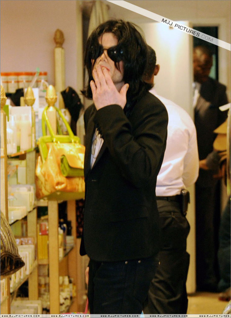 Michael - Michael Shopping In Beverly Hills - Page 2 092-1