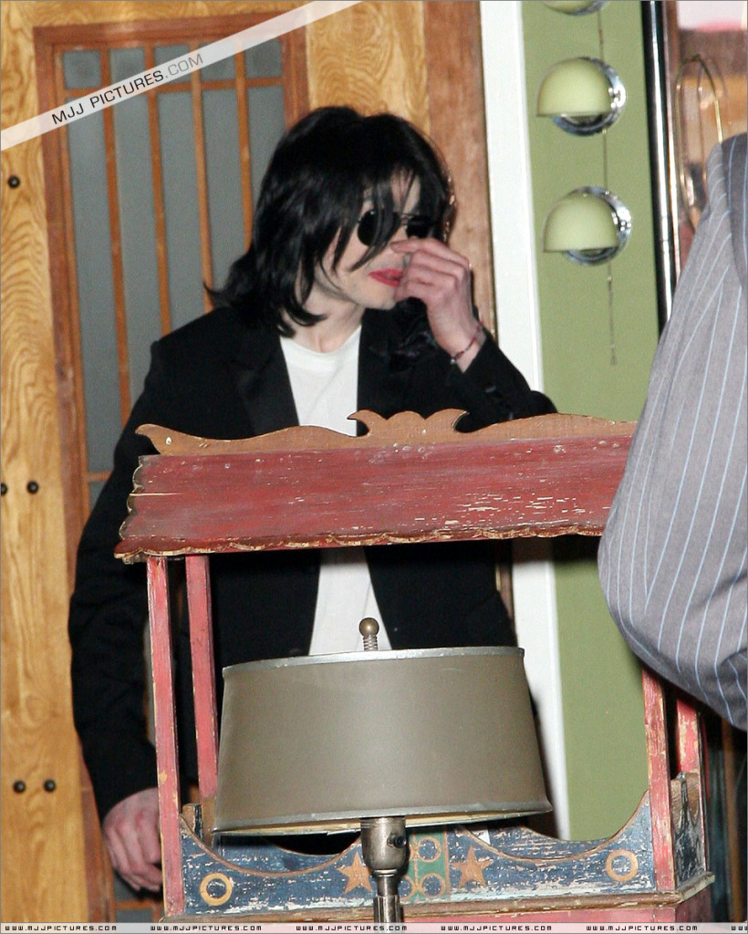 Michael Shopping In Beverly Hills 112
