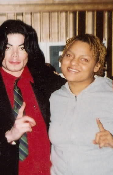 Marsha Ambrosius of Floetry Recalls Meeting Michael Jackson 01-101