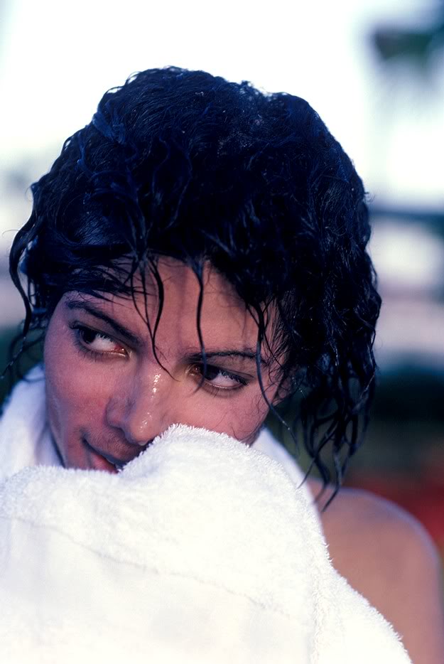 True Story:  My Surprise Secret Private Meeting with Michael Jackson! by Linda Roberts 01-63