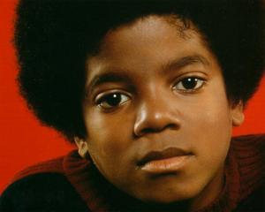 Etta James Remembers Little Michael 02-48