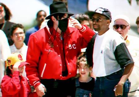 Michael - Director of the short film "They Don't Care About Us" Spike Lee Remembers Working with Michael Jackson 03-60