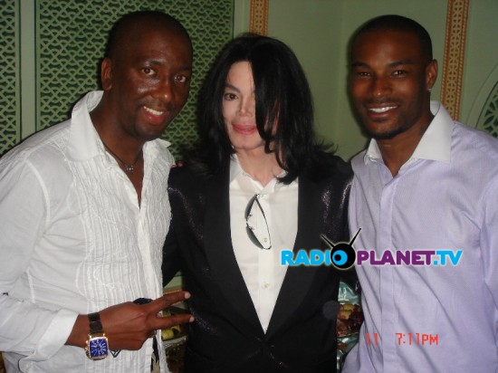 jackson - DJ Whoo Kid Spends An Evening In Bahrain 'Chillin' ' With Michael Jackson 05-33