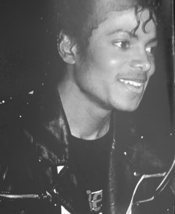Michael - Michael- 1983 08-32