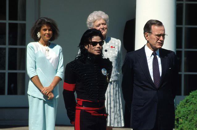 Mark Blackwell remembers meeting Michael at the White House on April 5 1990 207984_197231760314784_110570722314222_446741_7185112_n