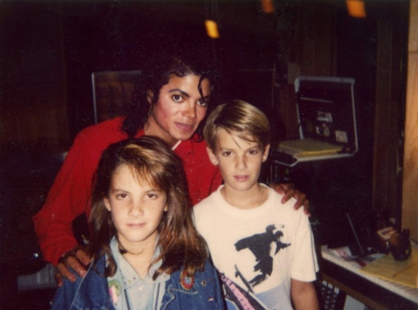 Michael - Michael Was Only Friends With Boys- ANOTHER MEDIA LIE! YfVoy