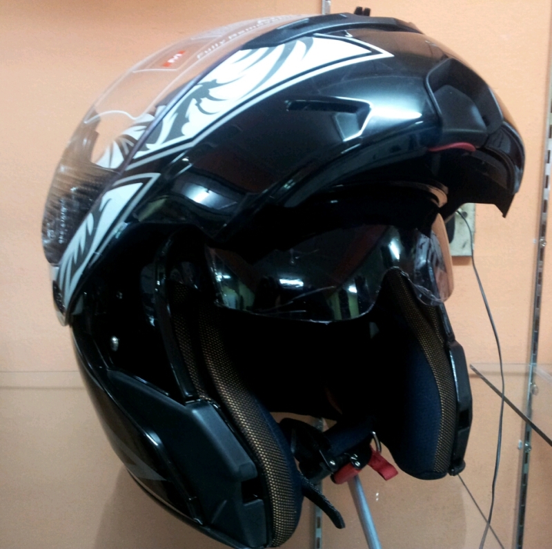 Helmet yg terbaik utk VTS200 - Page 6 Mrcflipup1