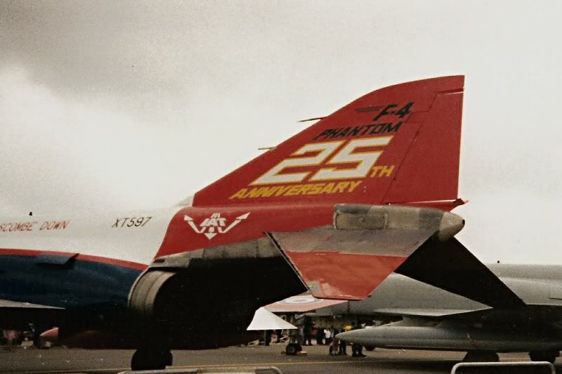 Merged F-4 Phantom thread 462cdd9a