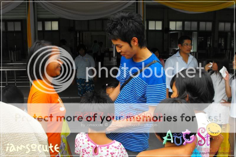 [PHOTO][Apr.27.2009] Pchy & 9@SIAM & S-Club: Charitable Activities I685photobucketcomalbumsvv217pjo-13