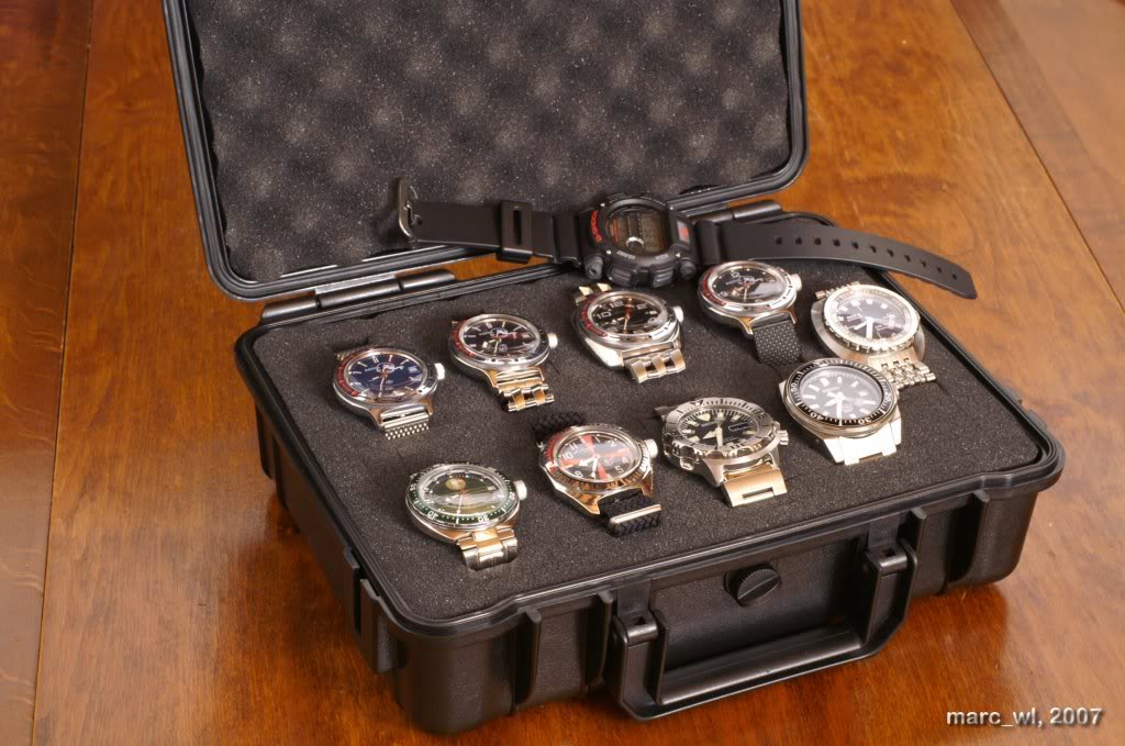 Une boite pour les montres. PICT0189r