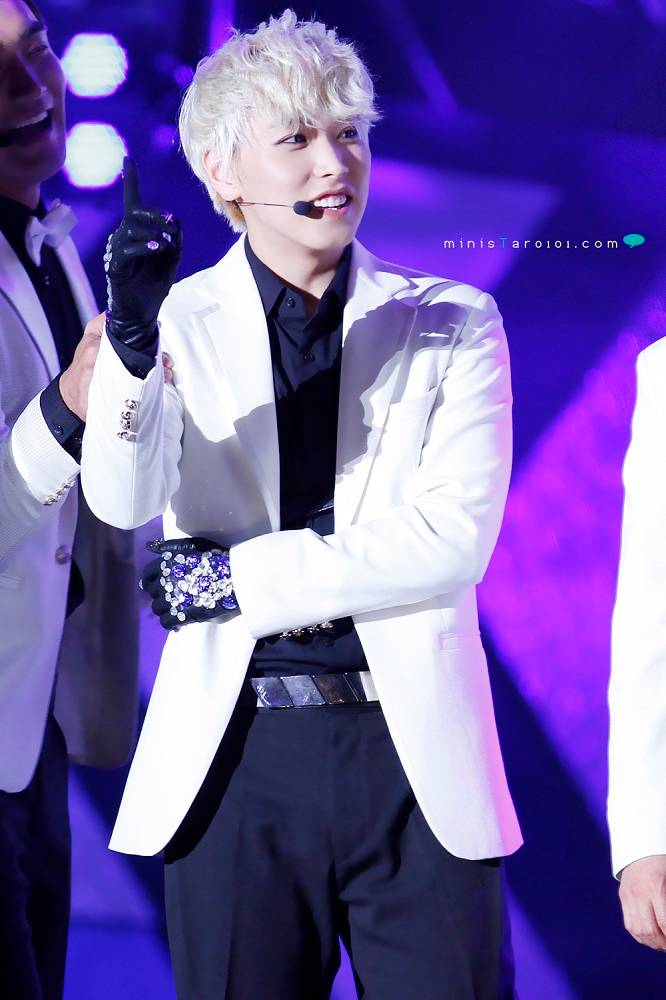 [120813] MBC Music Core Sokcho  - Página 6 120813mucoreministar09_zpsi2hrd2ry