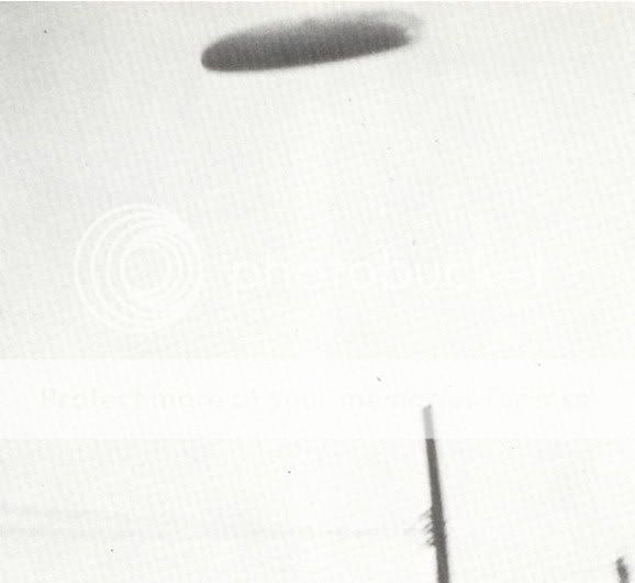  :  : Photos of UFOs 88frfvsdlynfgf0wo70r