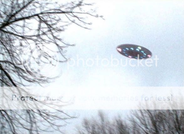  :  : Photos of UFOs R8cw6cnr4aicp0zhwt10