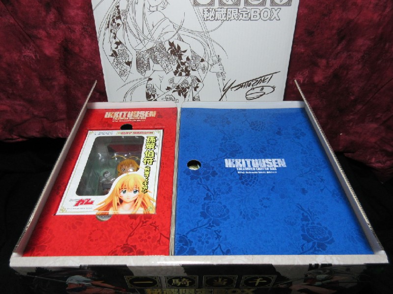 [Review] Ikki Tousen - Treasure Limited Box (Wani Books) IMG_2344