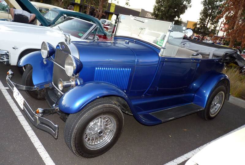 Pics April Cruise Night Mornington 2011 P1020318w