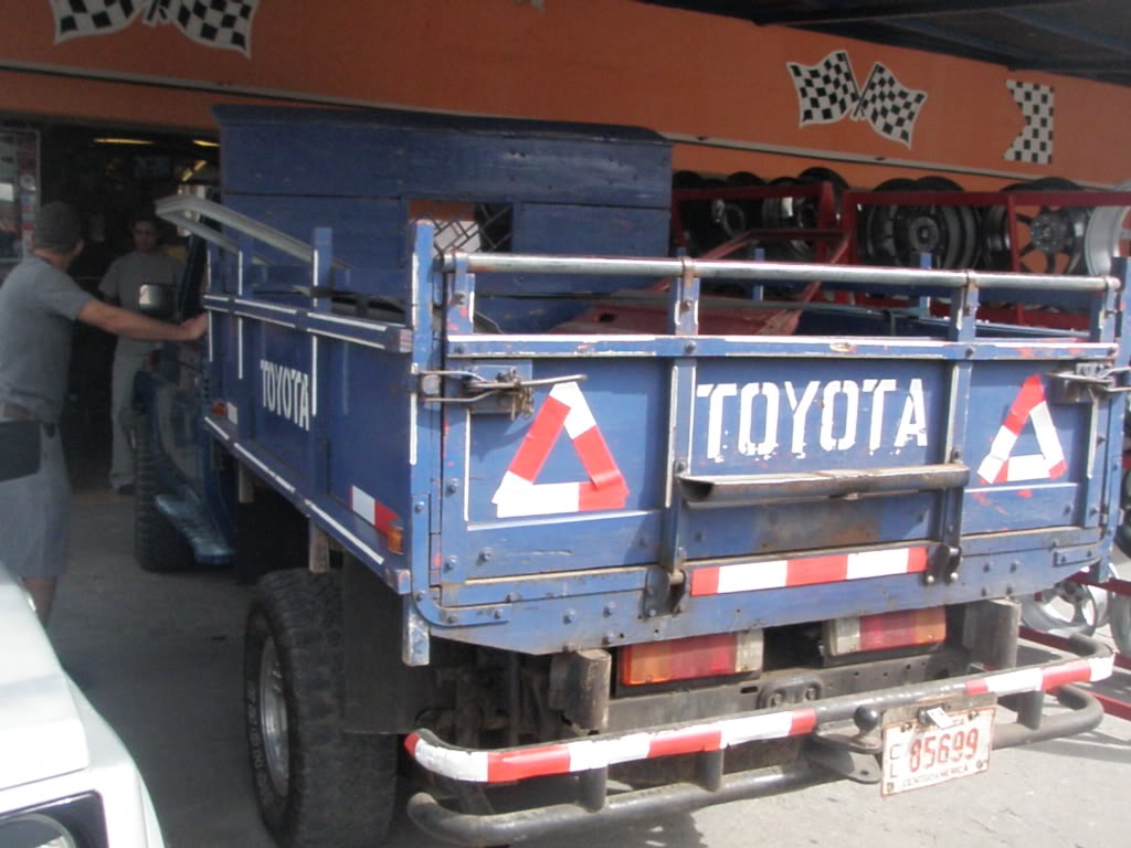 TOYOTA LAND CRUISER PICK UP!!! VENDO!!!! FOTOS!!!!!!! P2200404