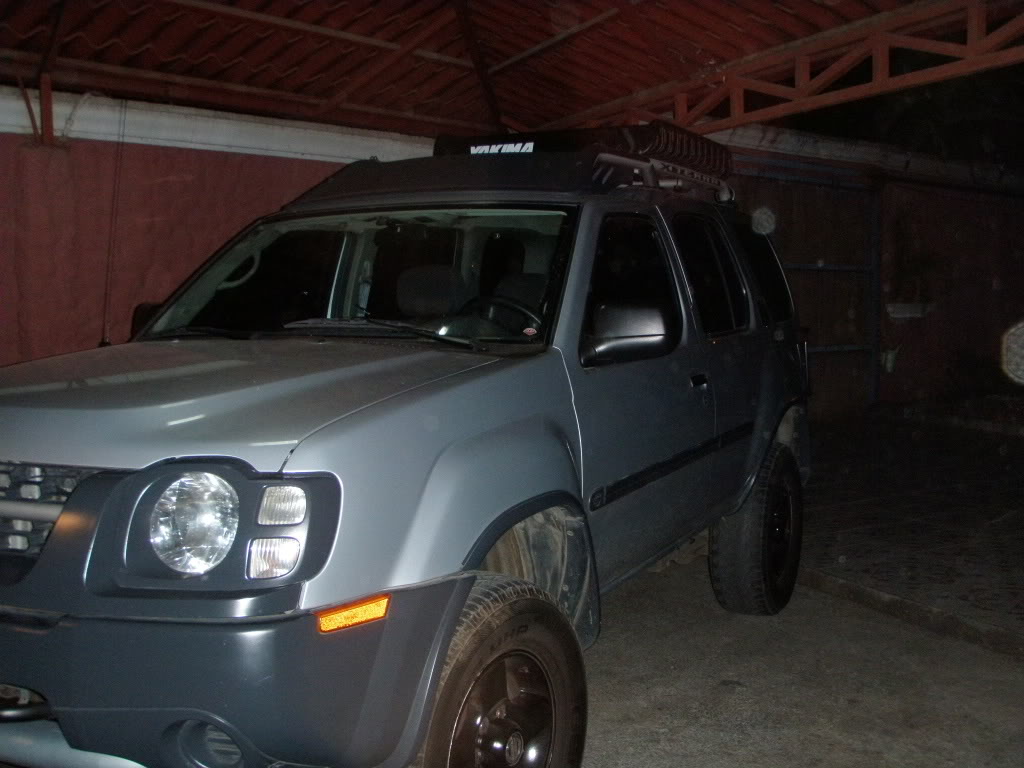 **URGE**XTERRA 2003 V6 4x4**URGE** P5140137