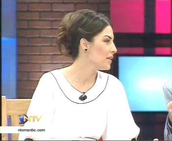 Burcu Kara En Yeni ve Farkl Resimler - Sayfa 3 Lv03avi_000000560