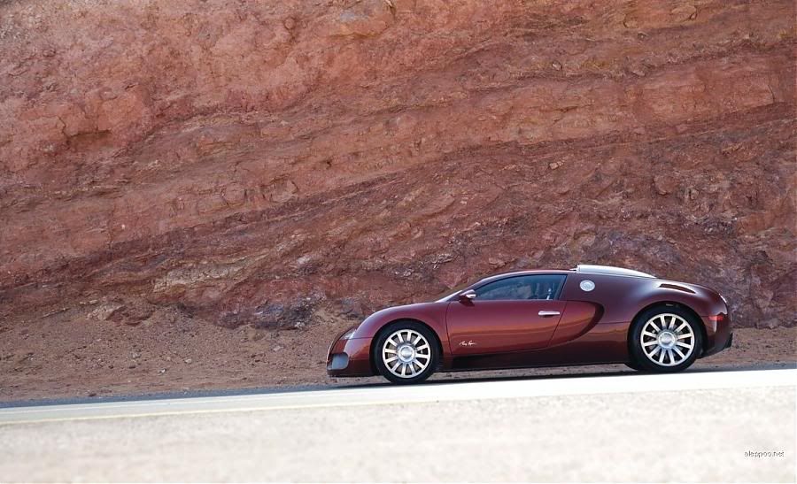 Bugatti Veyron 2009 Mobil1