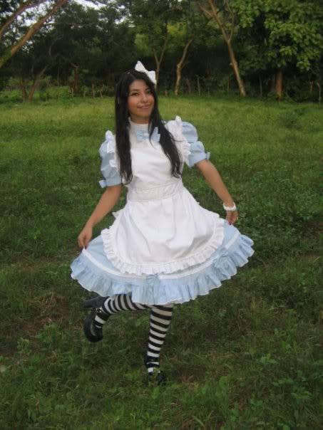 Sesin Eris In Wonderland  5731_100199579997012_100000209102801_2350_2697451_n