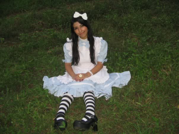 Sesin Eris In Wonderland  5731_100199936663643_100000209102801_2364_3623832_n