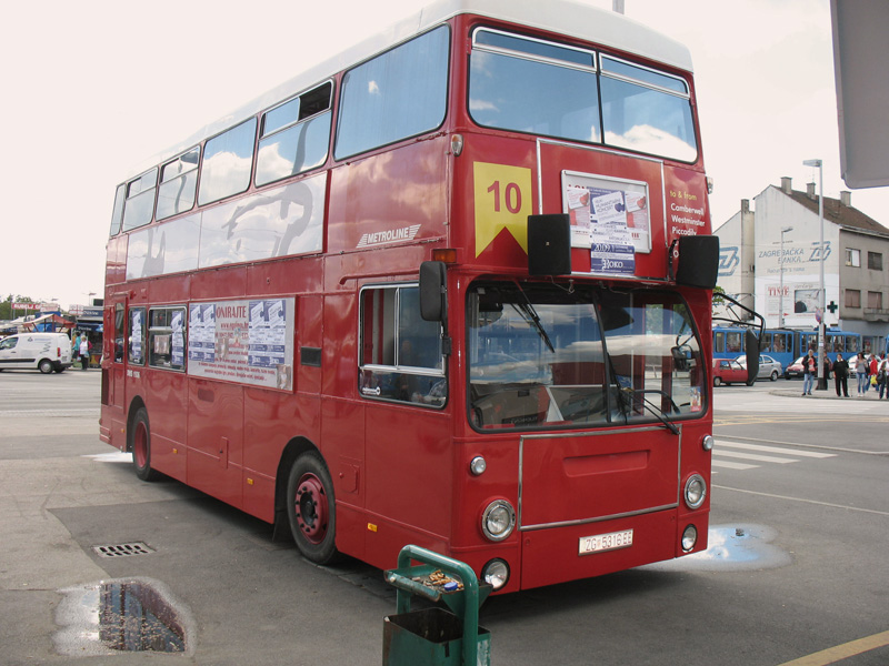 Autobusi na kat Metroline002_zpsbffc24ba