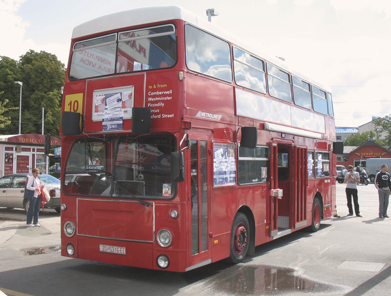 Autobusi na kat Metroline004_zpsdd5b0d91