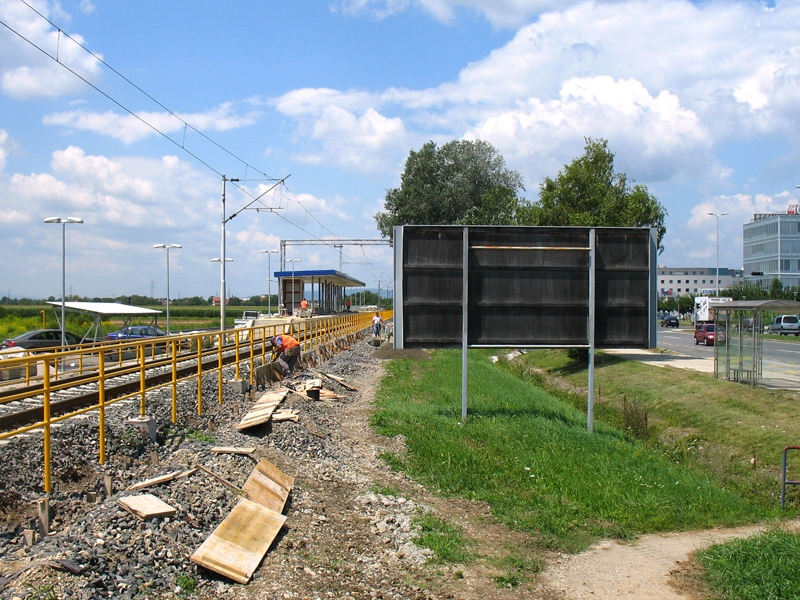 Od budueg eljeznikog stajalita Buzin do RK Zagreb Buzin23072014-007_zps930055e0