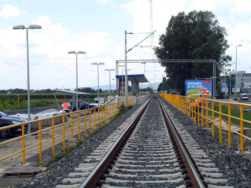 Od budueg eljeznikog stajalita Buzin do RK Zagreb Buzin23072014-009_zps1f1e606b