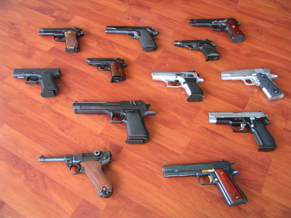 LES INCONTOURNABLES D'UNE COLLECTION Arme1117-1