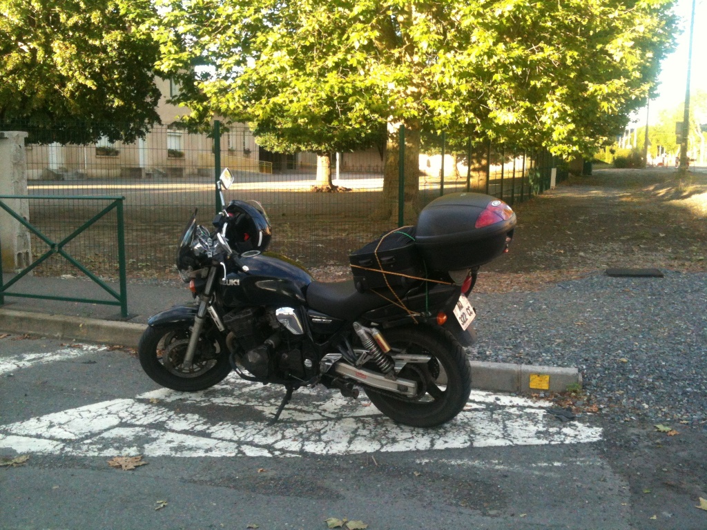 Paris - Uzès - Paris, 1.600 kms en Inazuma 750 IMG_0236