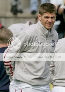 Hình ảnh của anh yêu Steven Gerrard - Page 2 Gerard1