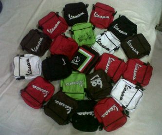 Tas Casual Logo Vespa 389281_3611140727833_1553190319_3244456_1139390829_n