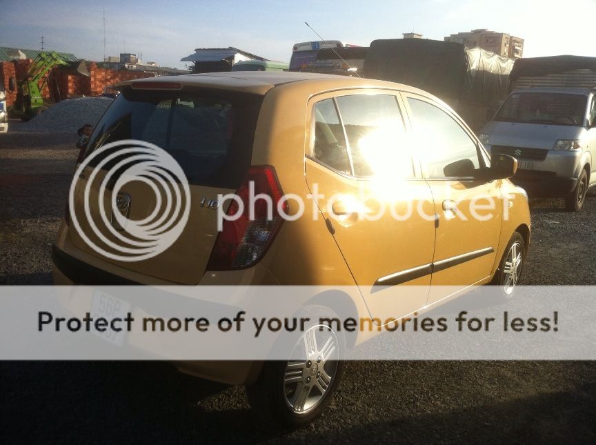 Hyundai - I10 AT model 2010, Màu Vàng mỡ Gà, giá 320tr  -nh14