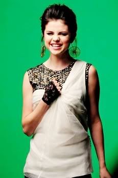 selena gomez _naturally Selena