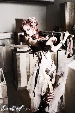 Emilie Autumn (Industrial / Gothique) EmilieAutumn