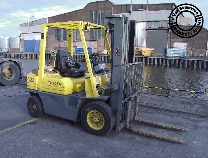 620 622, Toyota Vorkheftruck in oude kleuren 620622toyota